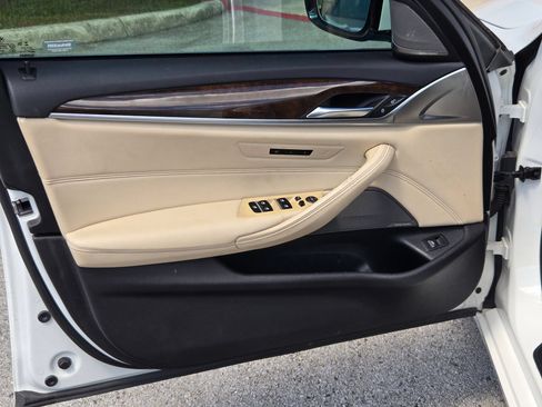 Used 2019 BMW 540i w/ Convenience Package RWD image 10
