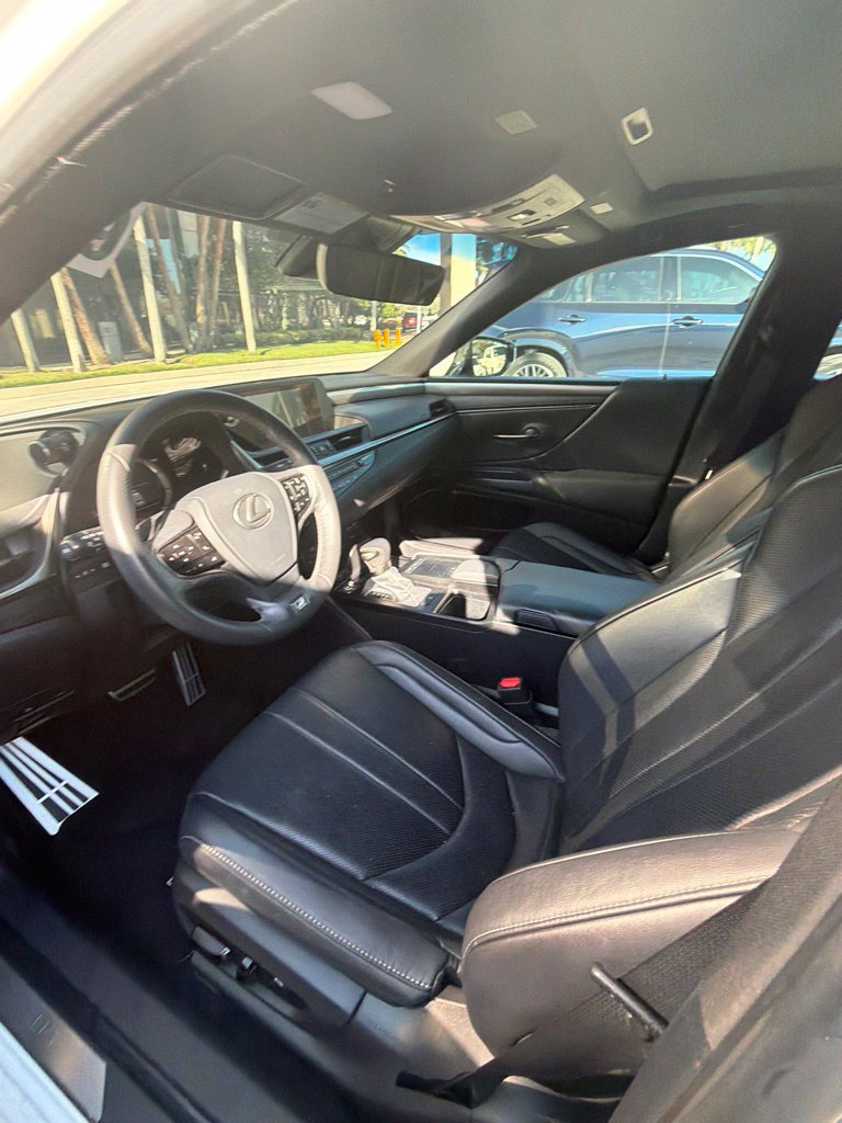 Used 2021 Lexus ES 350 F Sport w/ Accessory Package FWD image 3
