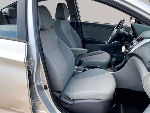 Used 2014 Hyundai Accent GLS FWD image 8