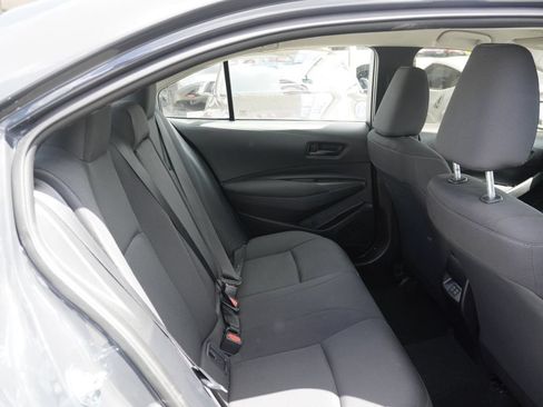 Used 2025 Toyota Corolla LE FWD image 18