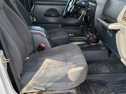 Used 2005 Jeep Wrangler Sport AWD/4WD image 19