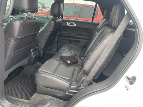 Used 2014 Ford Explorer Sport image 21
