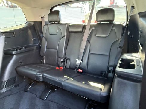 Used 2025 Kia Telluride S image 36