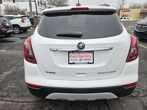 Used 2021 Buick Encore Preferred image 6
