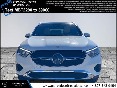 Used 2025 Mercedes-Benz GLC 300 image 2