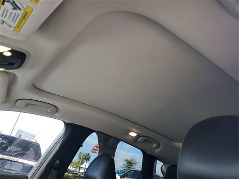 Used 2020 INFINITI QX50 Luxe w/ Navigation Package image 76