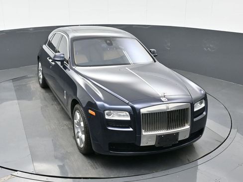 Used 2013 Rolls-Royce Ghost image 32