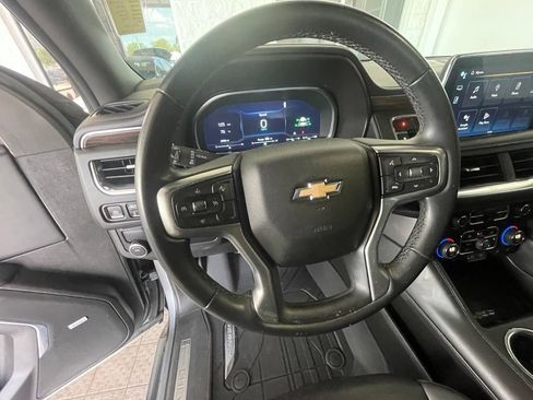 Used 2023 Chevrolet Tahoe LT RWD image 13