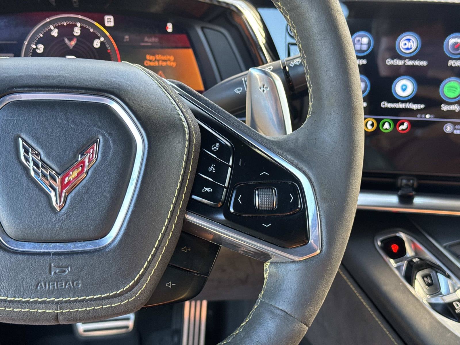Used 2021 Chevrolet Corvette Stingray Premium Cpe w/ Z51 Performance Package RWD image 17