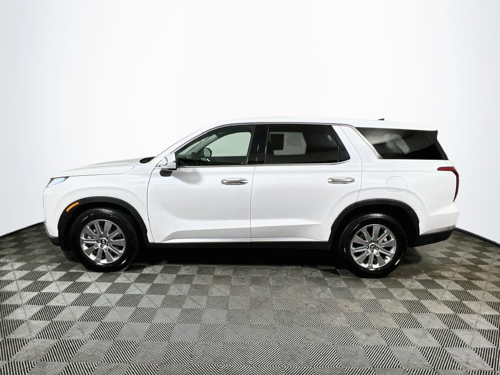 Used 2025 Hyundai Palisade SE AWD/4WD image 4