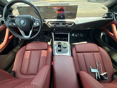 Used 2023 BMW i4 eDrive35 RWD image 19