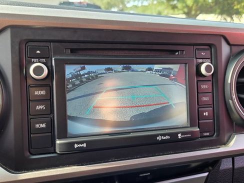 Used 2017 Toyota Tacoma SR5 w/ Tow Package RWD image 23