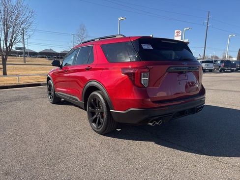 Used 2022 Ford Explorer ST w/ Equipment Group 401A image 6