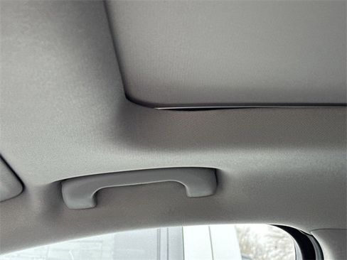 Used 2018 GMC Terrain SLT w/ Preferred Package image 14