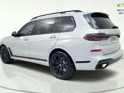 Used 2025 BMW X7 xDrive40i w/ Executive Package AWD/4WD image 8
