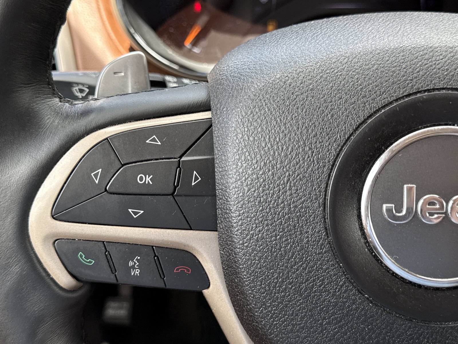 Used 2015 Jeep Grand Cherokee Summit AWD/4WD image 22