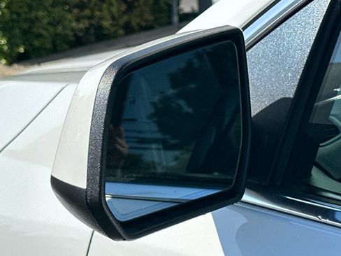 Used 2018 GMC Acadia SLT image 55