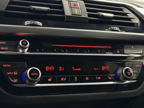 Used 2018 BMW X3 M40i image 22