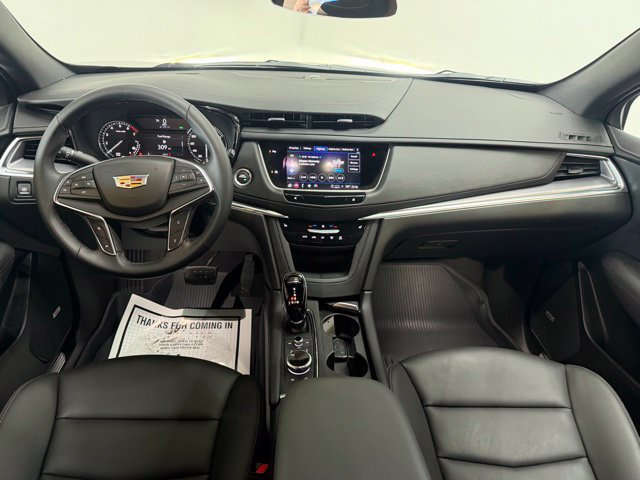 Used 2025 Cadillac XT5 Luxury w/ LPO, Floor Liner Package FWD image 31
