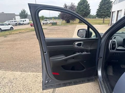 Used 2024 Kia Sorento SX Prestige AWD/4WD image 21