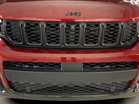 New 2025 Jeep Grand Cherokee L Limited w/ Luxury Tech Group II image 9