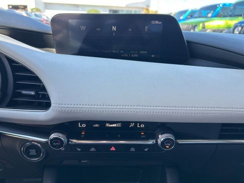 Used 2021 MAZDA MAZDA3 2.5 Turbo Sedan w/Premium Plus image 17