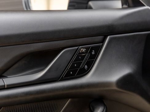 Certified 2020 Porsche Taycan 4S AWD/4WD image 21
