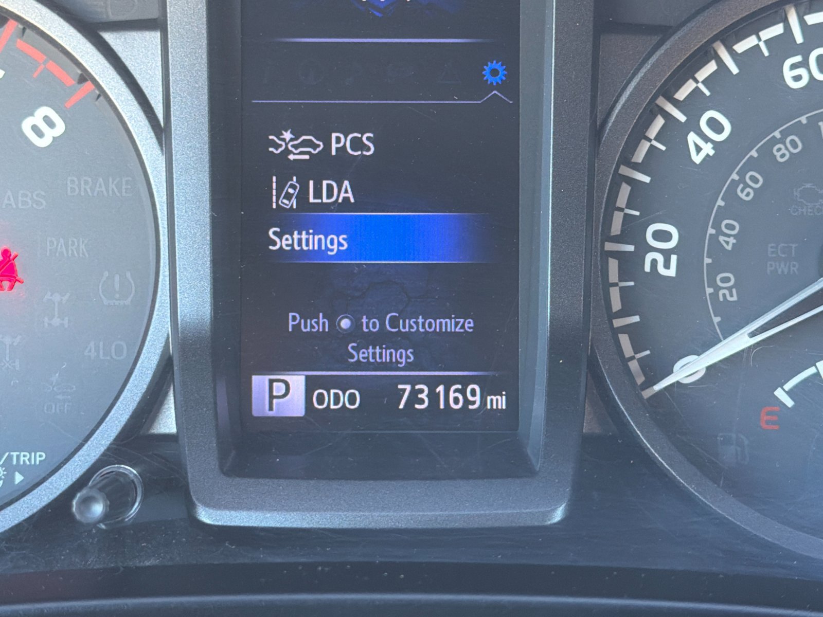 Used 2019 Toyota Tacoma TRD Sport w/ Technology Package RWD image 24