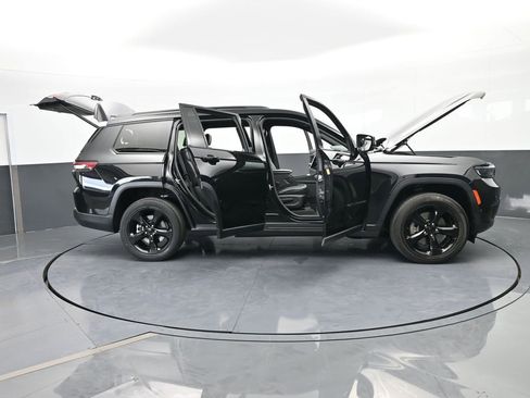 Used 2021 Jeep Grand Cherokee L Laredo image 74