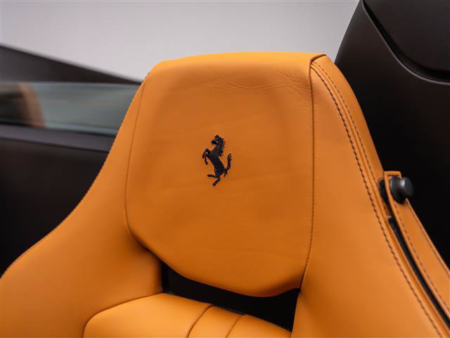 Used 2022 Ferrari F8 Tributo RWD image 27