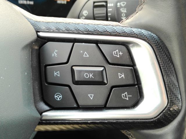 Used 2025 Ford Mustang Premium RWD image 36