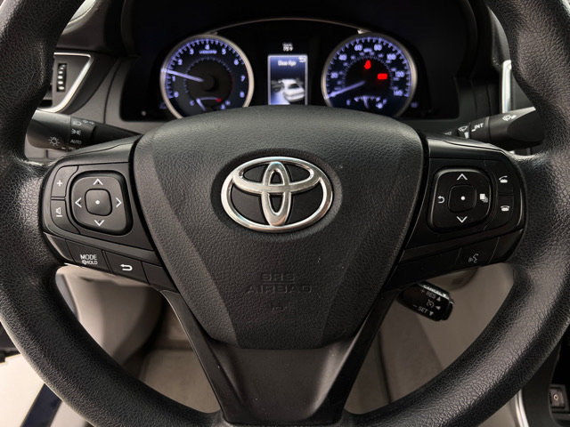 Used 2016 Toyota Camry LE FWD image 16