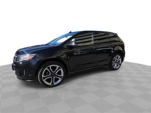 Used 2014 Ford Edge Sport w/ Driver Entry Package image 4