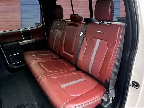 Used 2018 Ford F150 Platinum w/ Equipment Group 701A Luxury image 27