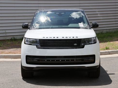 New 2026 Land Rover Range Rover SE AWD/4WD image 5