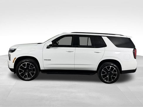 Used 2026 Chevrolet Tahoe RST AWD/4WD image 10
