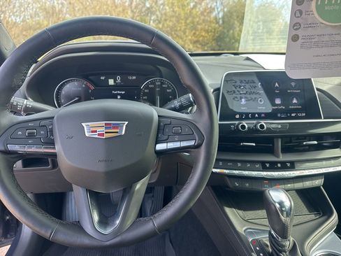 Certified 2025 Cadillac CT4 Premium Luxury image 19