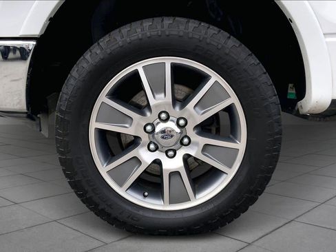 Used 2014 Ford F150 Lariat w/ Equipment Group 501A Mid image 10