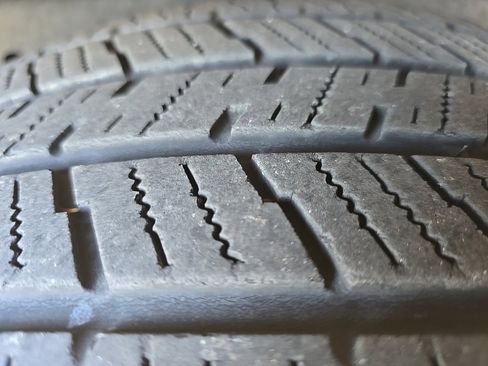 Used 2020 Nissan Frontier SV w/ Midnight Edition Floor Mats image 10