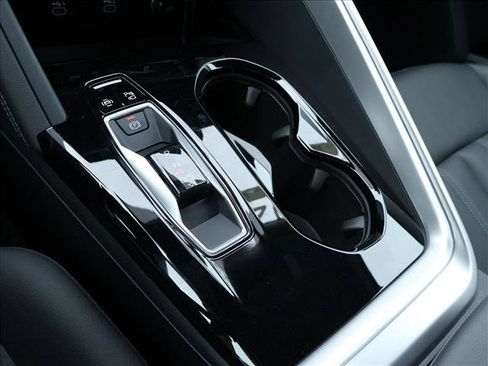 Certified 2025 Audi Q5 Premium w/ Convenience Package AWD/4WD image 16