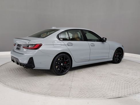 New 2026 BMW 330i Sedan w/ M Sport Package image 6