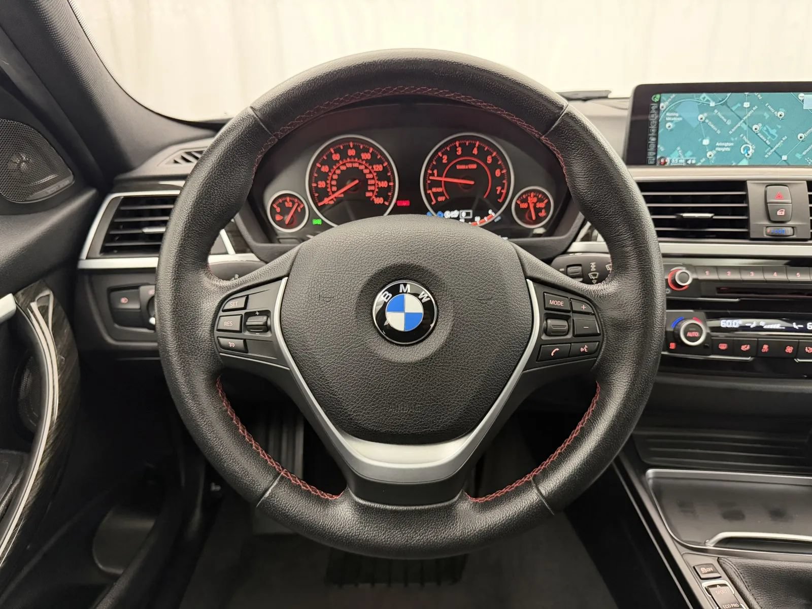 Used 2016 BMW 340i Sedan RWD image 6
