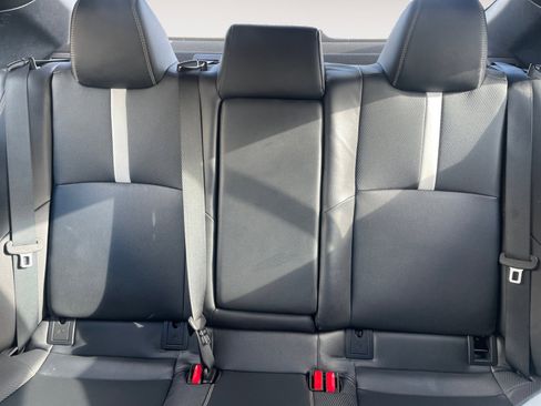 Used 2025 Toyota Camry SE image 13