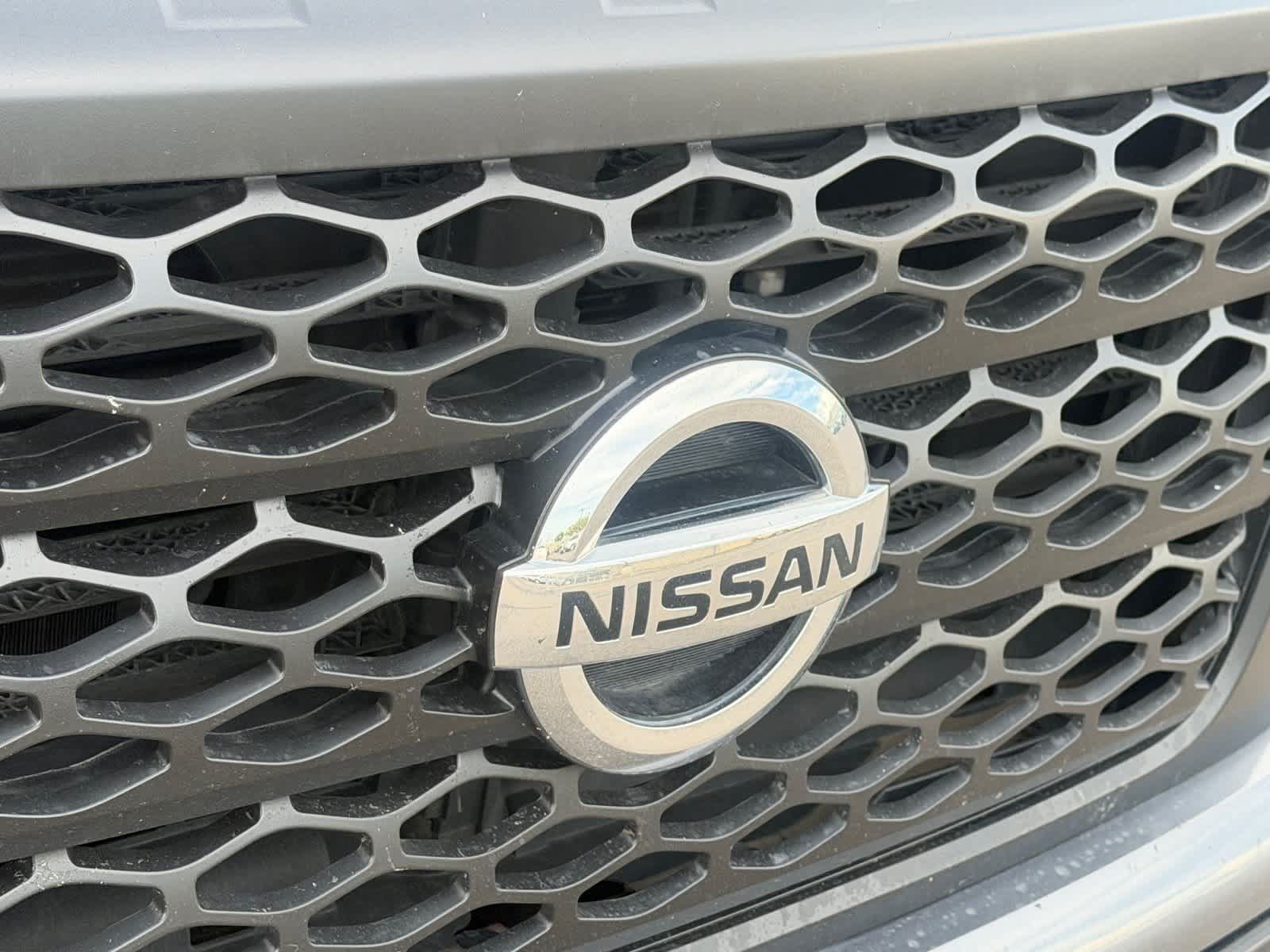 Used 2017 Nissan Titan S RWD image 9