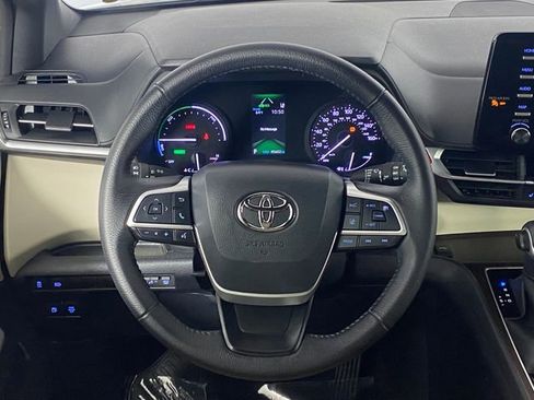 Certified 2021 Toyota Sienna XLE AWD/4WD image 21