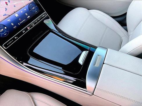 Used 2025 Mercedes-Benz C 300 Sedan image 15