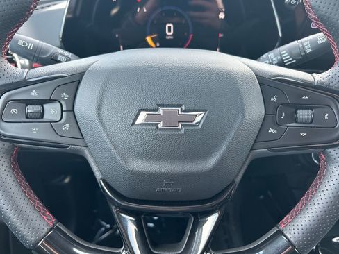 Used 2024 Chevrolet Trax RS w/ Driver Confidence Package image 11