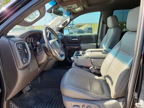 Used 2020 Chevrolet Silverado 1500 LT w/ Texas Edition AWD/4WD image 19