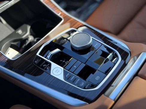 New 2026 BMW X5 xDrive50e w/ M Sport Package image 14