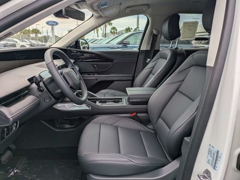 New 2026 Lincoln Nautilus Premier AWD/4WD image 20